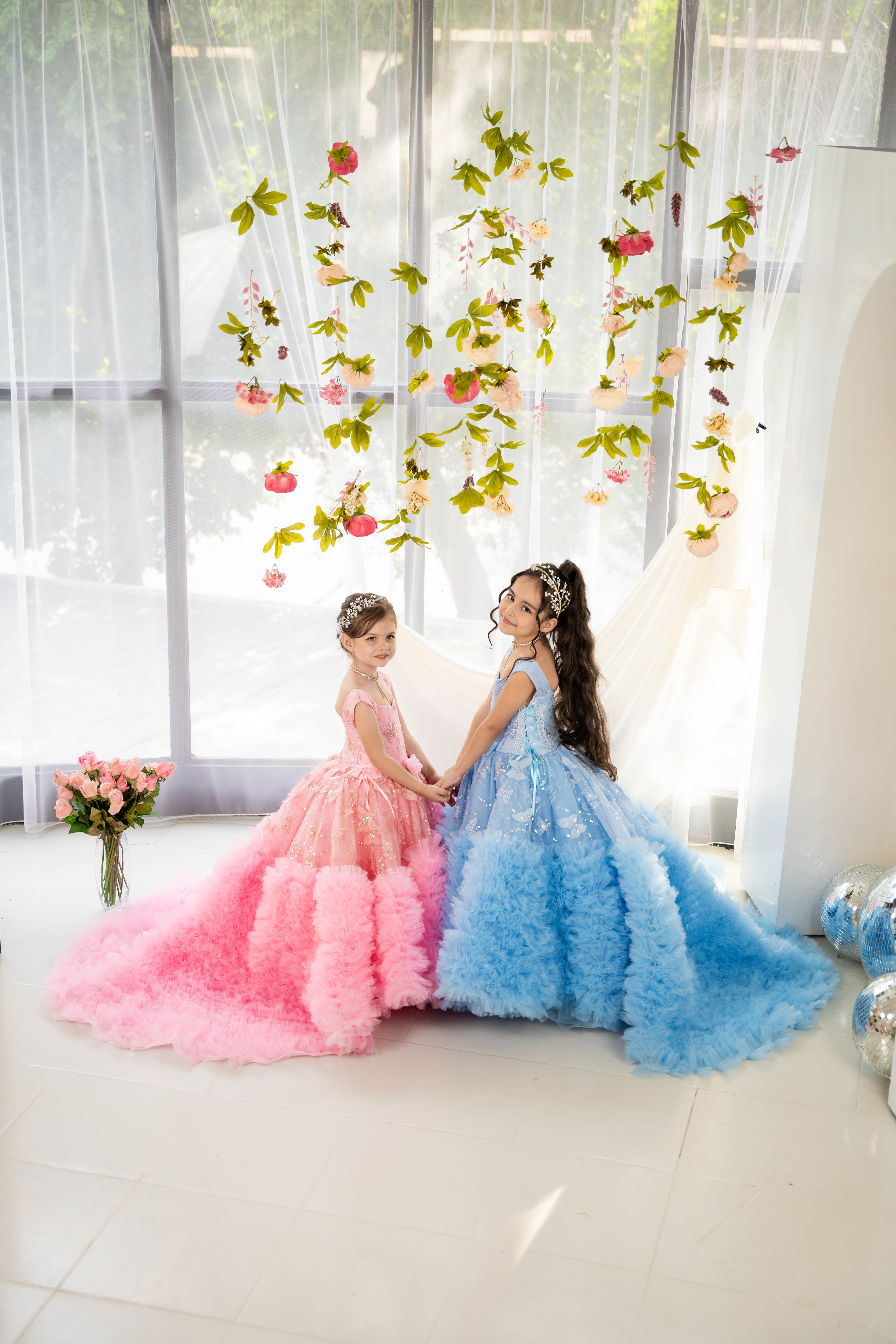 Birthday girl dress,Girls formal dress, First Baby Birthday Party Dress, Princess Girl Gown, Pageant Toddler Special Occasion Dress, White Luxury Christmas Pageant gown, Flower girl dress, red couture, Junior Bridesmaid dress, Maxi Prom Dress Ball Gown with Train,Baby Girl Princess Dress, stylish children's fashion, fancy birthday outfit, elegant occasion wear for girls, Toddler Tulle Puffy Pageant Dress, Special Occasion Girl Dress, Ivory flower girl dress, White flower girl dress toddler, Tutu dress, Prin