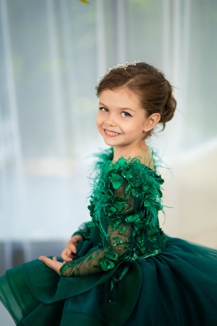 Birthday girl dress,Girls formal dress, First Baby Birthday Party Dress, Princess Girl Gown, Pageant Toddler Special Occasion Dress, White Luxury Christmas Pageant gown, Flower girl dress, red couture, Junior Bridesmaid dress, Maxi Prom Dress Ball Gown with Train,Baby Girl Princess Dress, stylish children&