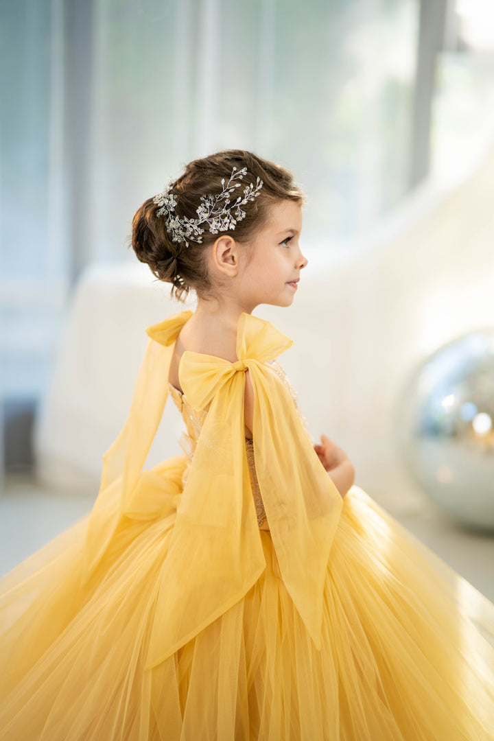 Birthday girl dress, Girls formal dress, First Baby Birthday Party Dress, Princess Girl Gown, Pageant Toddler Special Occasion Dress, White Luxury Christmas Pageant gown, Flower girl dress, red couture, Junior Bridesmaid dress, Maxi Prom Dress Ball Gown with Train, Baby Girl Princess Dress, stylish children&