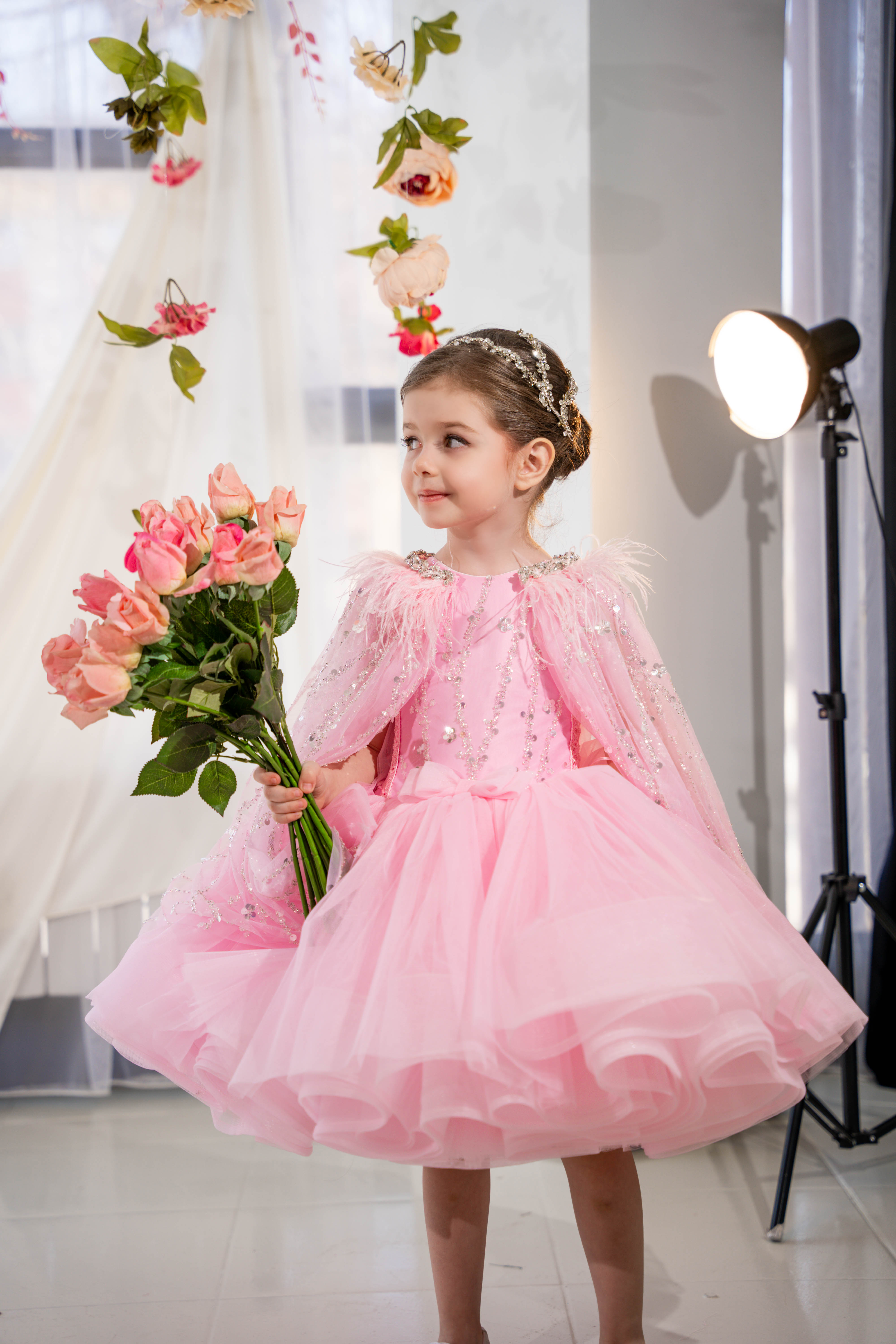 Birthday girl dress,Girls formal dress, First Baby Birthday Party Dress, Princess Girl Gown, Pageant Toddler Special Occasion Dress, White Luxury Christmas Pageant gown, Flower girl dress, red couture, Junior Bridesmaid dress, Maxi Prom Dress Ball Gown with Train,Baby Girl Princess Dress, stylish children's fashion, fancy birthday outfit, elegant occasion wear for girls, Toddler Tulle Puffy Pageant Dress, Special Occasion Girl Dress, Ivory flower girl dress, White flower girl dress toddler, Tutu dress, Prin