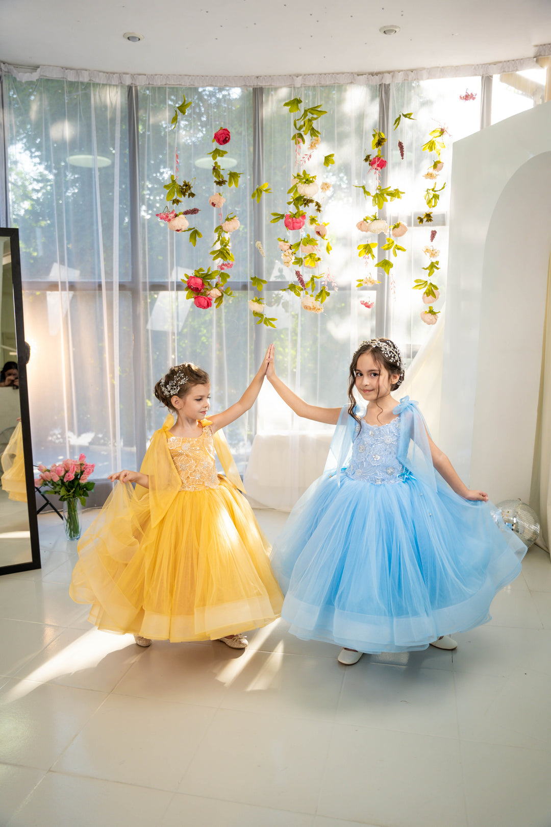 Birthday girl dress, Girls formal dress, First Baby Birthday Party Dress, Princess Girl Gown, Pageant Toddler Special Occasion Dress, White Luxury Christmas Pageant gown, Flower girl dress, red couture, Junior Bridesmaid dress, Maxi Prom Dress Ball Gown with Train, Baby Girl Princess Dress, stylish children&