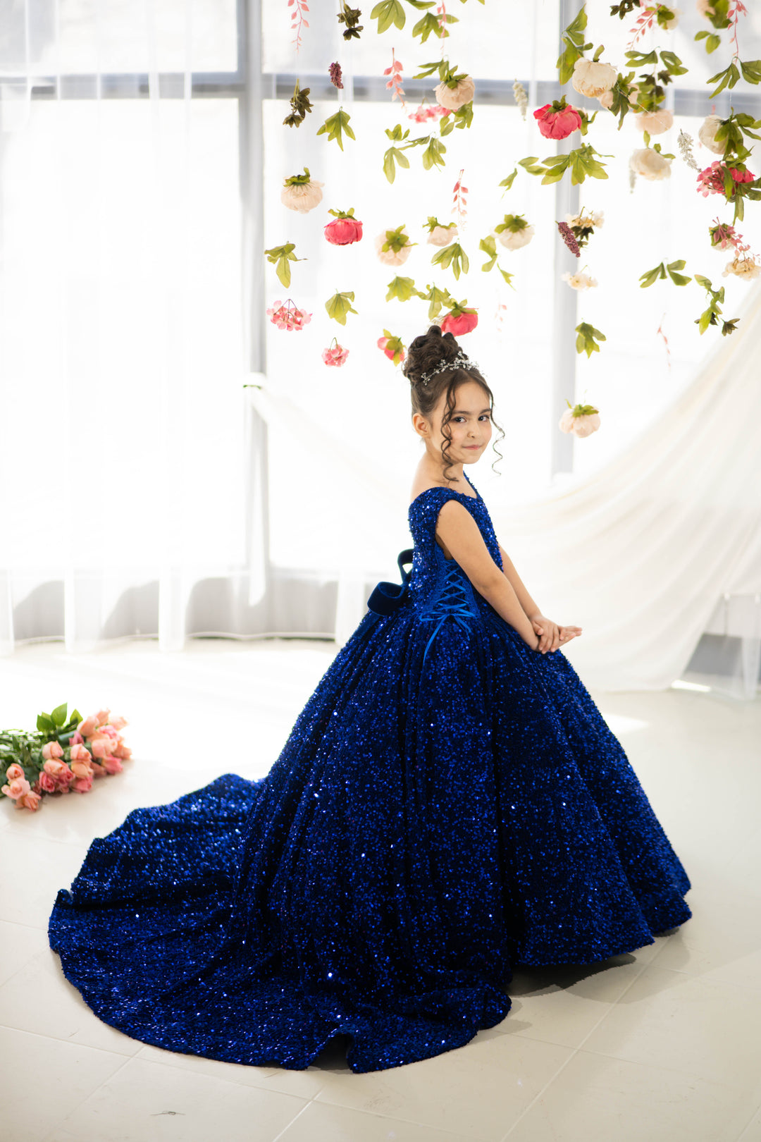 Birthday girl dress, Girls formal dress, First Baby Birthday Party Dress, Princess Girl Gown, Pageant Toddler Special Occasion Dress, White Luxury Christmas Pageant gown, Flower girl dress, red couture, Junior Bridesmaid dress, Maxi Prom Dress Ball Gown with Train, Baby Girl Princess Dress, stylish children&