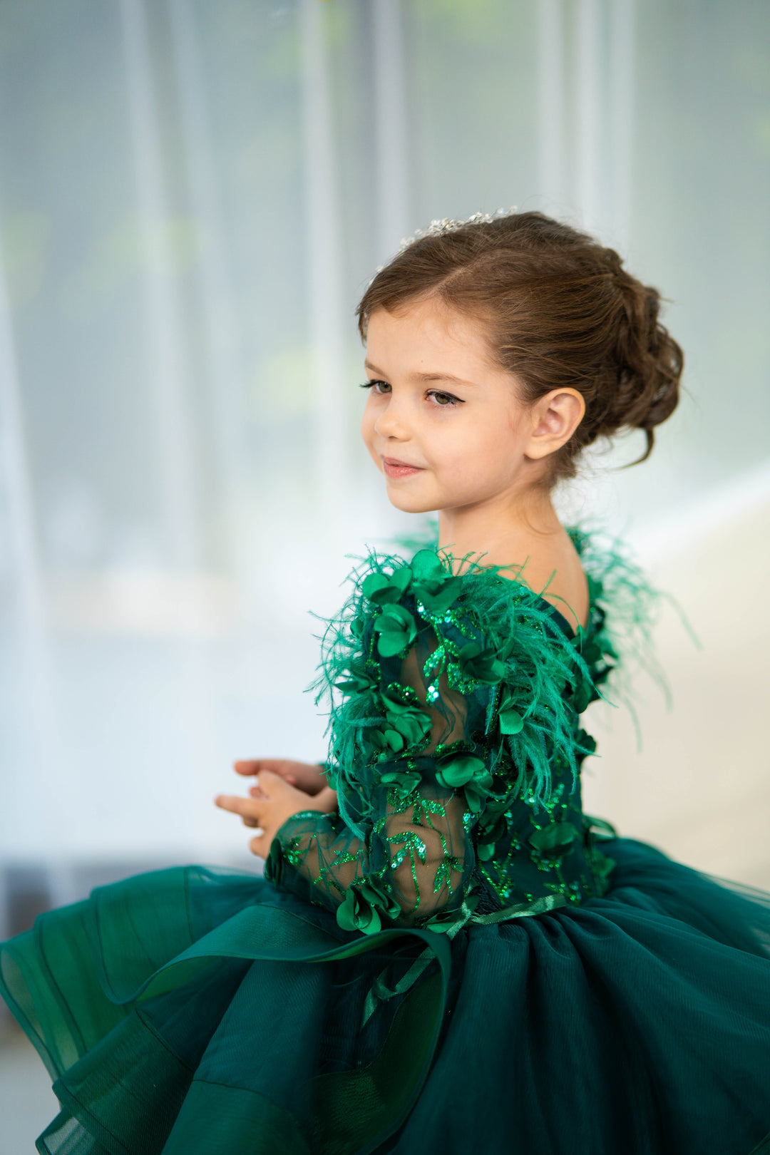 Birthday girl dress,Girls formal dress, First Baby Birthday Party Dress, Princess Girl Gown, Pageant Toddler Special Occasion Dress, White Luxury Christmas Pageant gown, Flower girl dress, red couture, Junior Bridesmaid dress, Maxi Prom Dress Ball Gown with Train,Baby Girl Princess Dress, stylish children&