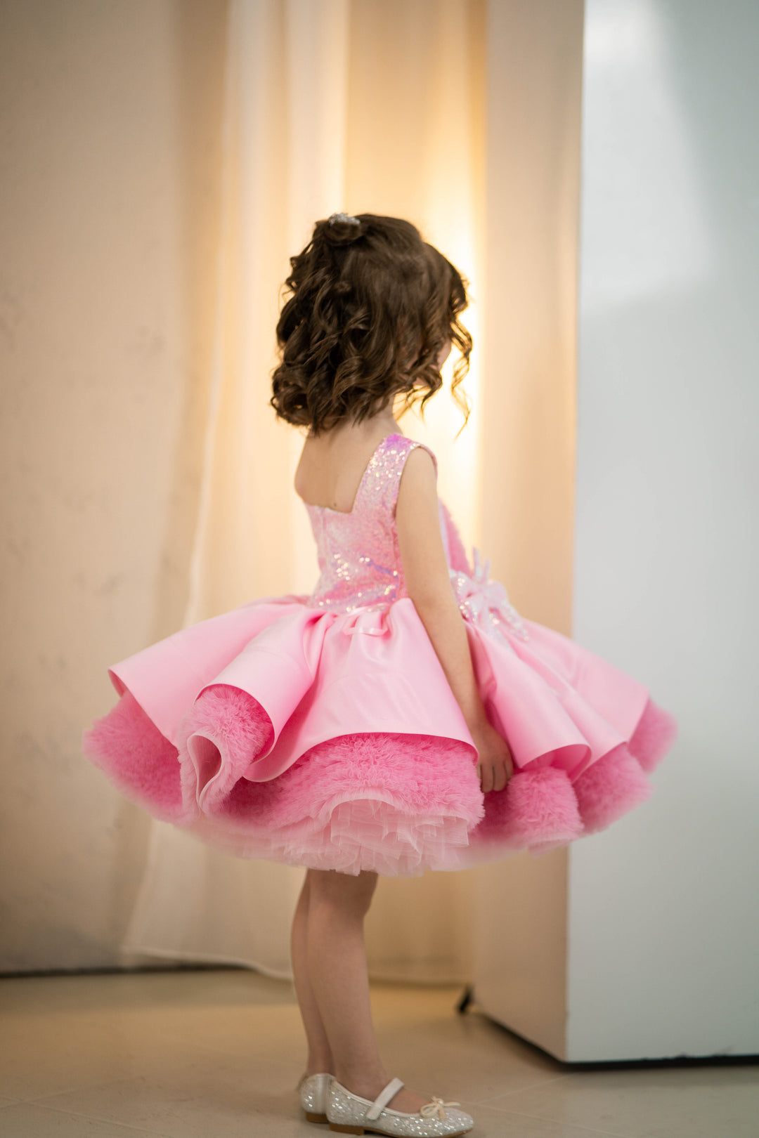 Christmas pageant gown, red couture dress, junior bridesmaid dress, maxi prom dress with train, baby princess dress, tulle pageant dress, special occasion dress for girls, ivory flower girl dress, white toddler flower girl dress, tutu dress, princess dress, tulle flower girl dress, pageant photoshoot dress, little girl party dress, 
