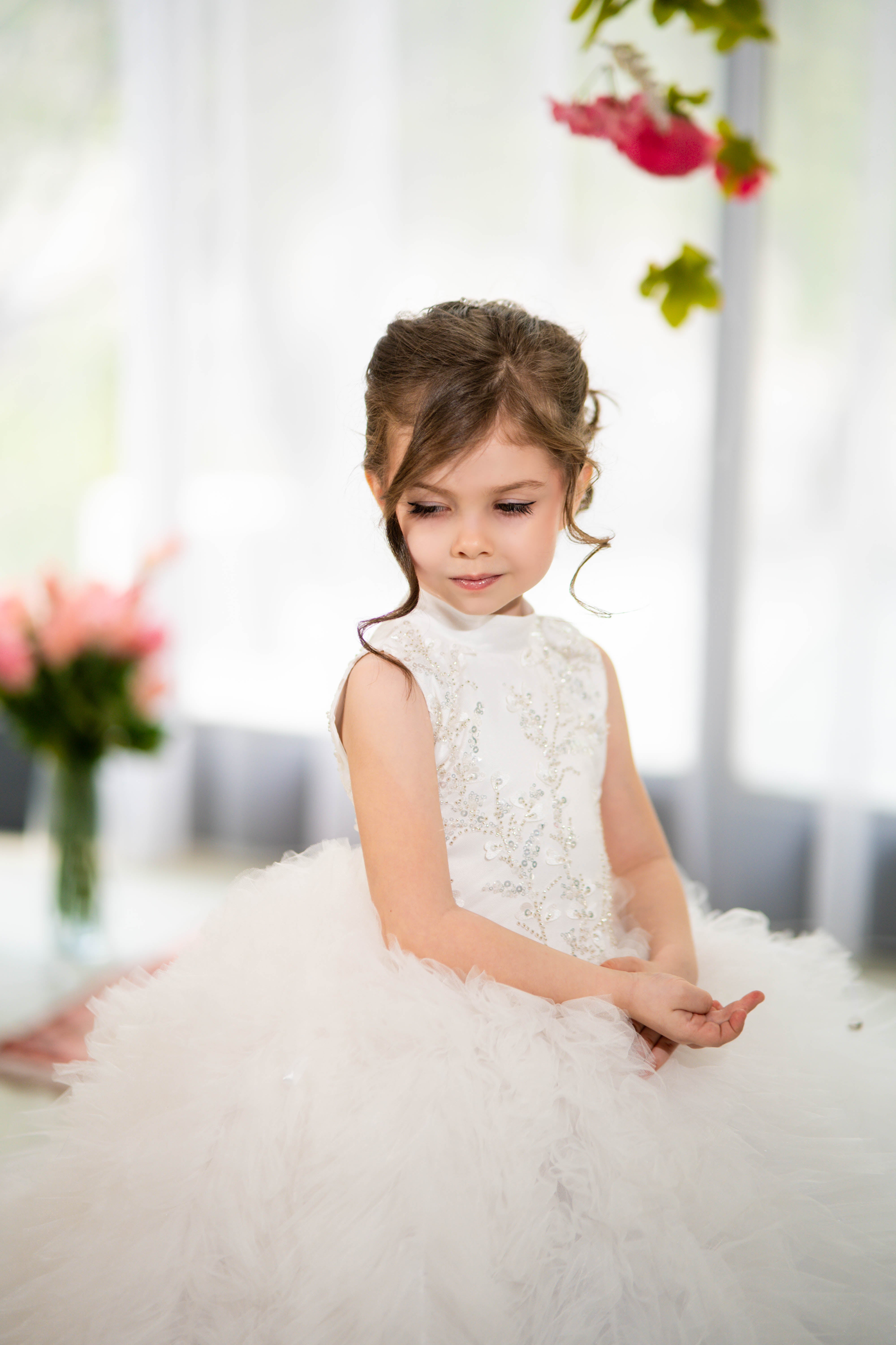 Birthday girl dress,Girls formal dress, First Baby Birthday Party Dress, Princess Girl Gown, Pageant Toddler Special Occasion Dress, White Luxury Christmas Pageant gown, Flower girl dress, red couture, Junior Bridesmaid dress, Maxi Prom Dress Ball Gown with Train,Baby Girl Princess Dress, stylish children's fashion, fancy birthday outfit, elegant occasion wear for girls, Toddler Tulle Puffy Pageant Dress, Special Occasion Girl Dress, Ivory flower girl dress, White flower girl dress toddler, Tutu dress, Prin