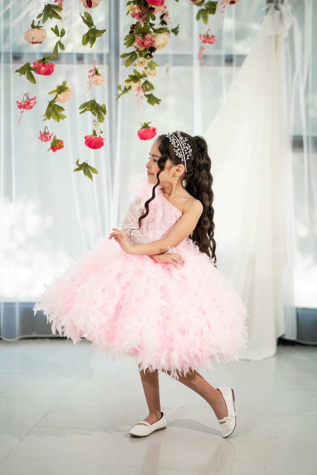 Christmas pageant gown, red couture dress, junior bridesmaid dress, maxi prom dress with train, baby princess dress, tulle pageant dress, special occasion dress for girls, ivory flower girl dress, white toddler flower girl dress, tutu dress, princess dress, tulle flower girl dress, pageant photoshoot dress, little girl party dress, toddler ball gown, elegant kids dress, girls&
