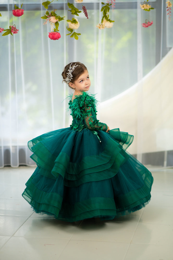 Birthday girl dress,Girls formal dress, First Baby Birthday Party Dress, Princess Girl Gown, Pageant Toddler Special Occasion Dress, White Luxury Christmas Pageant gown, Flower girl dress, red couture, Junior Bridesmaid dress, Maxi Prom Dress Ball Gown with Train,Baby Girl Princess Dress, stylish children&