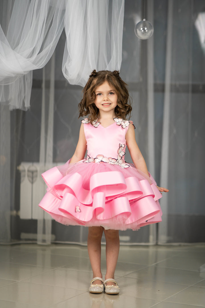 Blush pink birthday baby girl gown, first year birthday party dress, gown with train for baby, gorgeous fluffy dress for kids, tulle dress, Girls formal dress long, Ball dress for girls, Luxury dress for kids, Prom dress for kids, Blush dress, Toddler wedding dress, Tulle gown girls, Blush Flower Girl Dress, Lace flower girl dress, Girls ball gown, adorable girls&