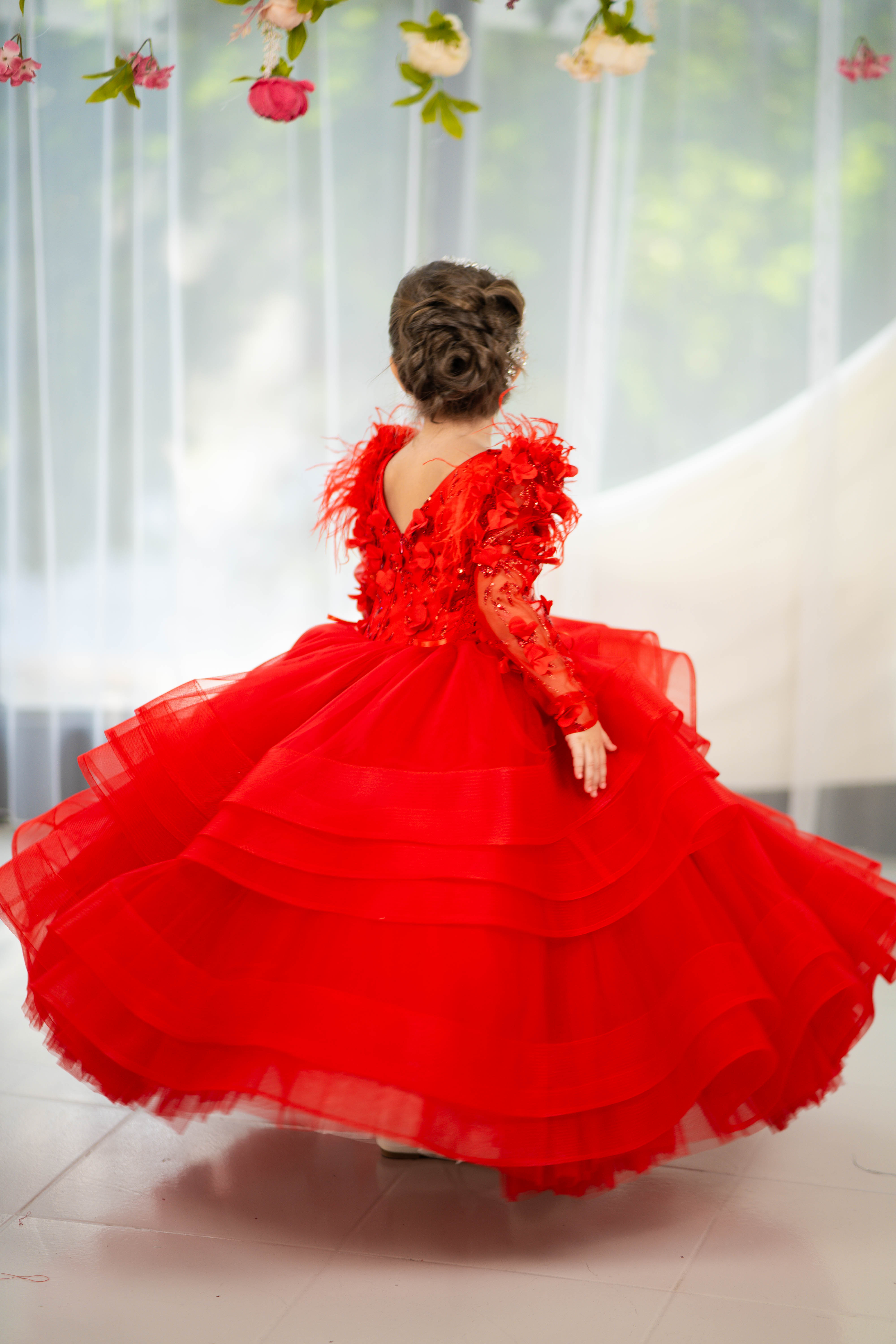 Birthday girl dress,Girls formal dress, First Baby Birthday Party Dress, Princess Girl Gown, Pageant Toddler Special Occasion Dress, White Luxury Christmas Pageant gown, Flower girl dress, red couture, Junior Bridesmaid dress, Maxi Prom Dress Ball Gown with Train,Baby Girl Princess Dress, stylish children's fashion, fancy birthday outfit, elegant occasion wear for girls, Toddler Tulle Puffy Pageant Dress, Special Occasion Girl Dress, Ivory flower girl dress, White flower girl dress toddler, Tutu dress, Prin