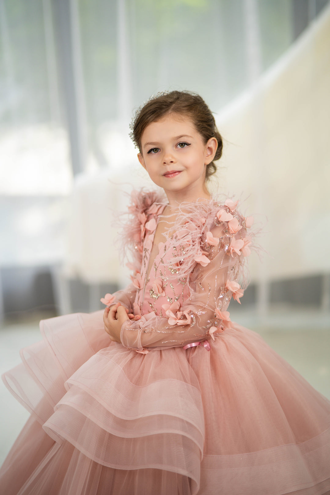 Birthday girl dress,Girls formal dress, First Baby Birthday Party Dress, Princess Girl Gown, Pageant Toddler Special Occasion Dress, White Luxury Christmas Pageant gown, Flower girl dress, red couture, Junior Bridesmaid dress, Maxi Prom Dress Ball Gown with Train,Baby Girl Princess Dress, stylish children&
