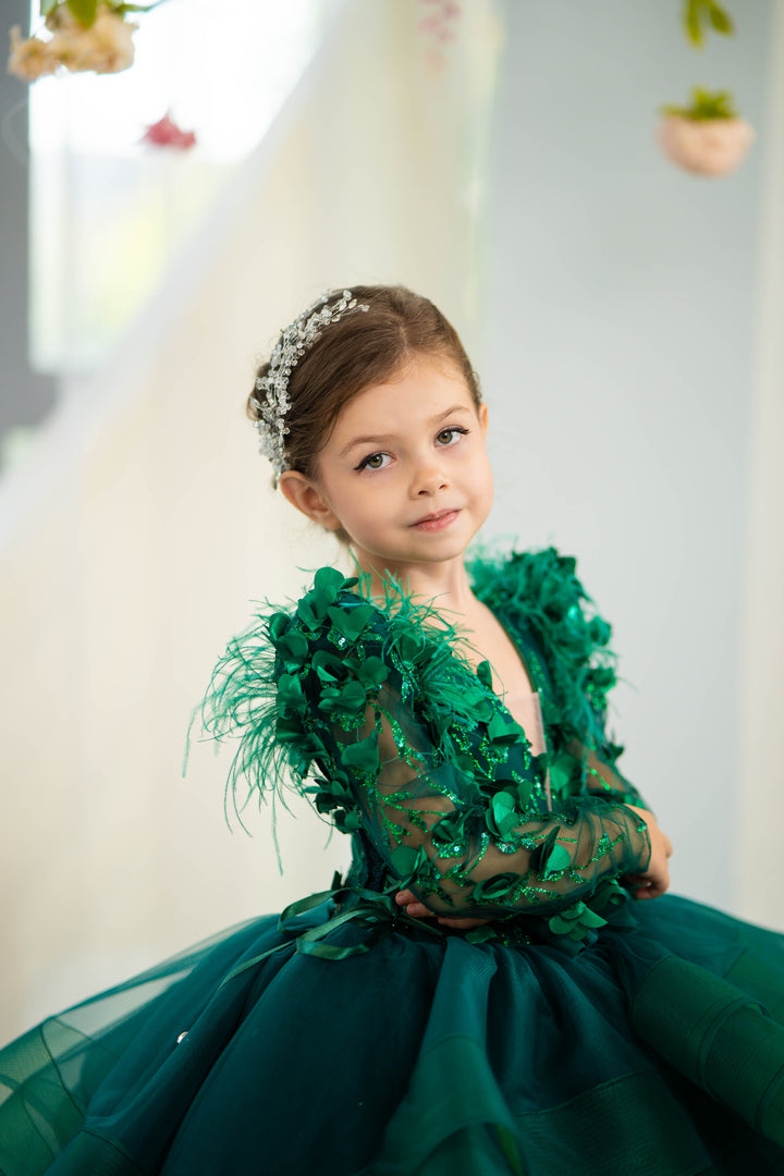 Birthday girl dress,Girls formal dress, First Baby Birthday Party Dress, Princess Girl Gown, Pageant Toddler Special Occasion Dress, White Luxury Christmas Pageant gown, Flower girl dress, red couture, Junior Bridesmaid dress, Maxi Prom Dress Ball Gown with Train,Baby Girl Princess Dress, stylish children&