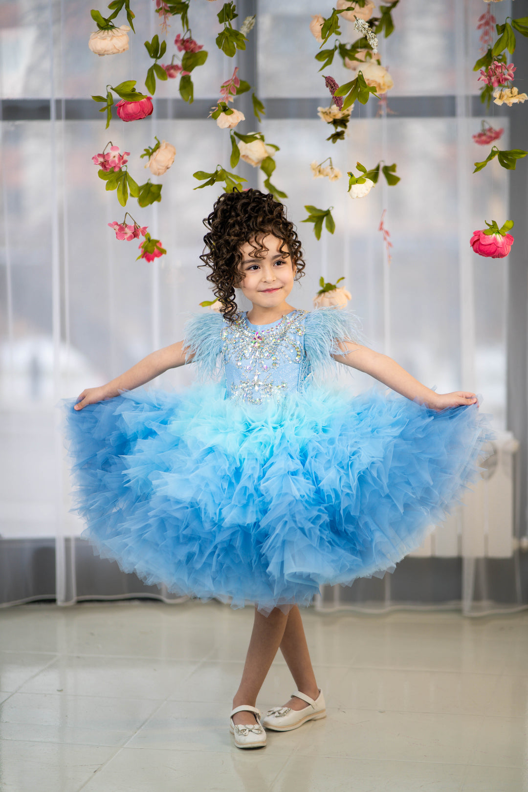 Birthday girl dress, Girls formal dress, First Baby Birthday Party Dress, Princess Girl Gown, Pageant Toddler Special Occasion Dress, White Luxury Christmas Pageant gown, Flower girl dress, red couture, Junior Bridesmaid dress, Maxi Prom Dress Ball Gown with Train, Baby Girl Princess Dress, stylish children&