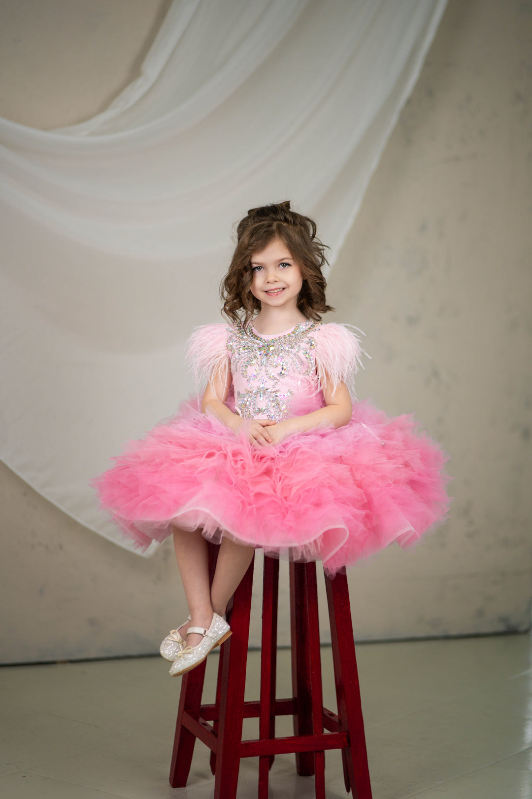 Christmas pageant gown, red couture dress, junior bridesmaid dress, maxi prom dress with train, baby princess dress, tulle pageant dress, special occasion dress for girls, ivory flower girl dress, white toddler flower girl dress, tutu dress, princess dress, tulle flower girl dress, pageant photoshoot dress, little girl party dress, little girl party dress, toddler ball gown, elegant kids dress, girls&