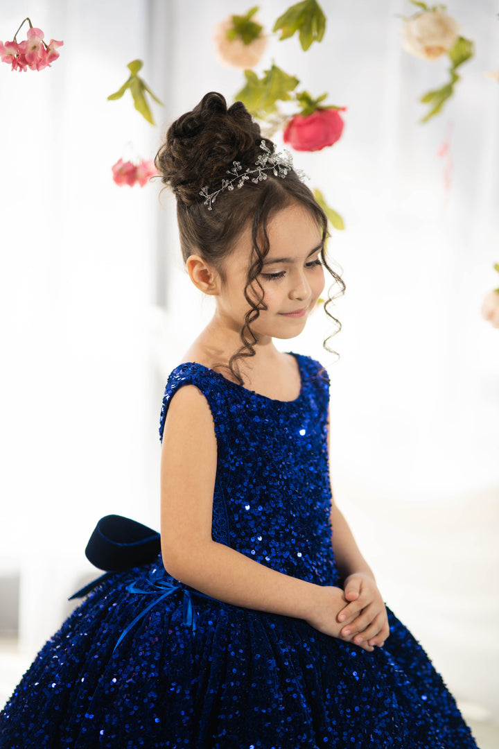Birthday girl dress, Girls formal dress, First Baby Birthday Party Dress, Princess Girl Gown, Pageant Toddler Special Occasion Dress, White Luxury Christmas Pageant gown, Flower girl dress, red couture, Junior Bridesmaid dress, Maxi Prom Dress Ball Gown with Train, Baby Girl Princess Dress, stylish children&