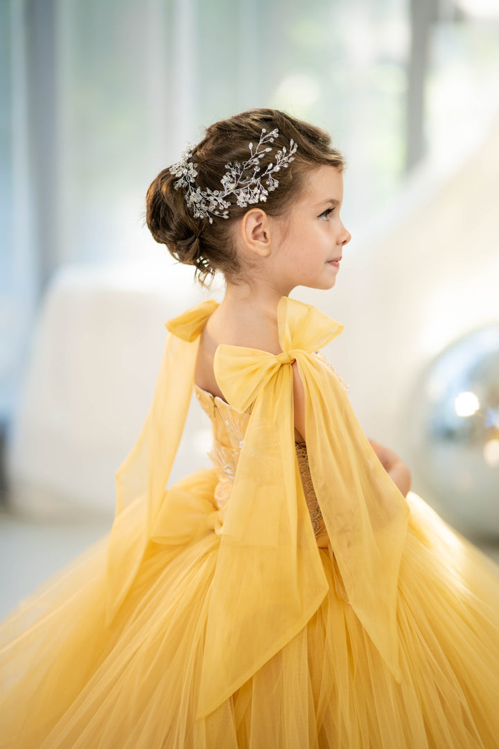 Birthday girl dress, Girls formal dress, First Baby Birthday Party Dress, Princess Girl Gown, Pageant Toddler Special Occasion Dress, White Luxury Christmas Pageant gown, Flower girl dress, red couture, Junior Bridesmaid dress, Maxi Prom Dress Ball Gown with Train, Baby Girl Princess Dress, stylish children&