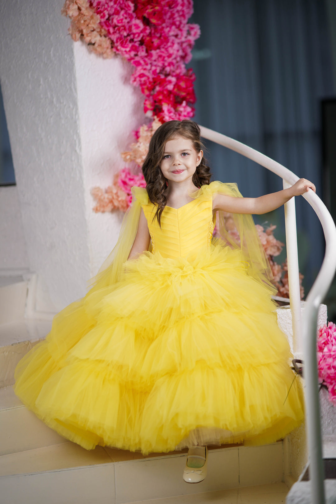 Birthday girl dress,Girls formal dress, First Baby Birthday Party Dress, Princess Girl Gown, Pageant Toddler Special Occasion Dress, White Luxury Christmas Pageant gown, Flower girl dress, red couture, Junior Bridesmaid dress, Maxi Prom Dress Ball Gown with Train,Baby Girl Princess Dress, stylish children&