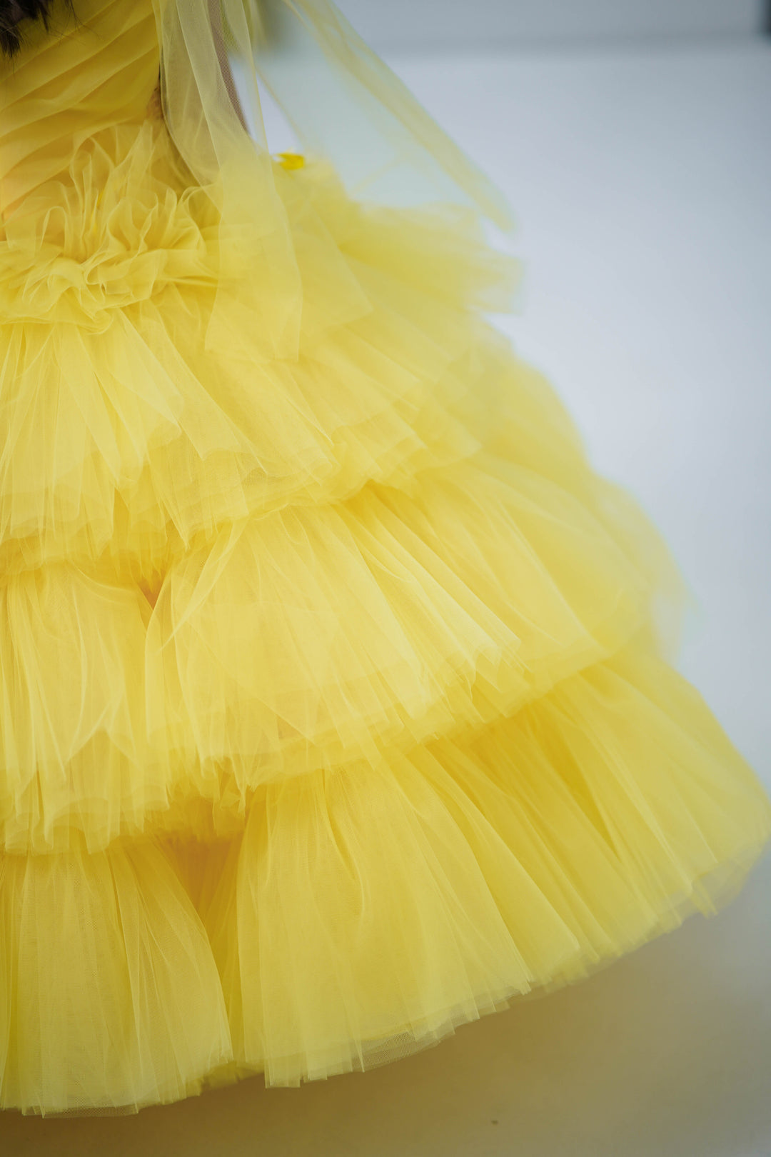 Birthday girl dress,Girls formal dress, First Baby Birthday Party Dress, Princess Girl Gown, Pageant Toddler Special Occasion Dress, White Luxury Christmas Pageant gown, Flower girl dress, red couture, Junior Bridesmaid dress, Maxi Prom Dress Ball Gown with Train,Baby Girl Princess Dress, stylish children&