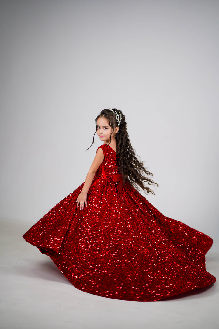 Birthday girl dress, Girls formal dress, First Baby Birthday Party Dress, Princess Girl Gown, Pageant Toddler Special Occasion Dress, White Luxury Christmas Pageant gown, Flower girl dress, red couture, Junior Bridesmaid dress, Maxi Prom Dress Ball Gown with Train, Baby Girl Princess Dress, stylish children&