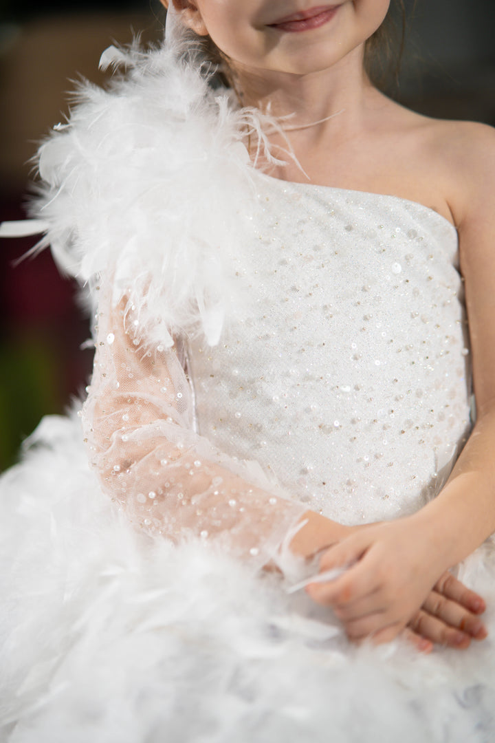 Birthday girl dress,Girls formal dress, First Baby Birthday Party Dress, Princess Girl Gown, Pageant Toddler Special Occasion Dress, White Luxury Christmas Pageant gown, Flower girl dress, red couture, Junior Bridesmaid dress, Maxi Prom Dress Ball Gown with Train,Baby Girl Princess Dress, stylish children&