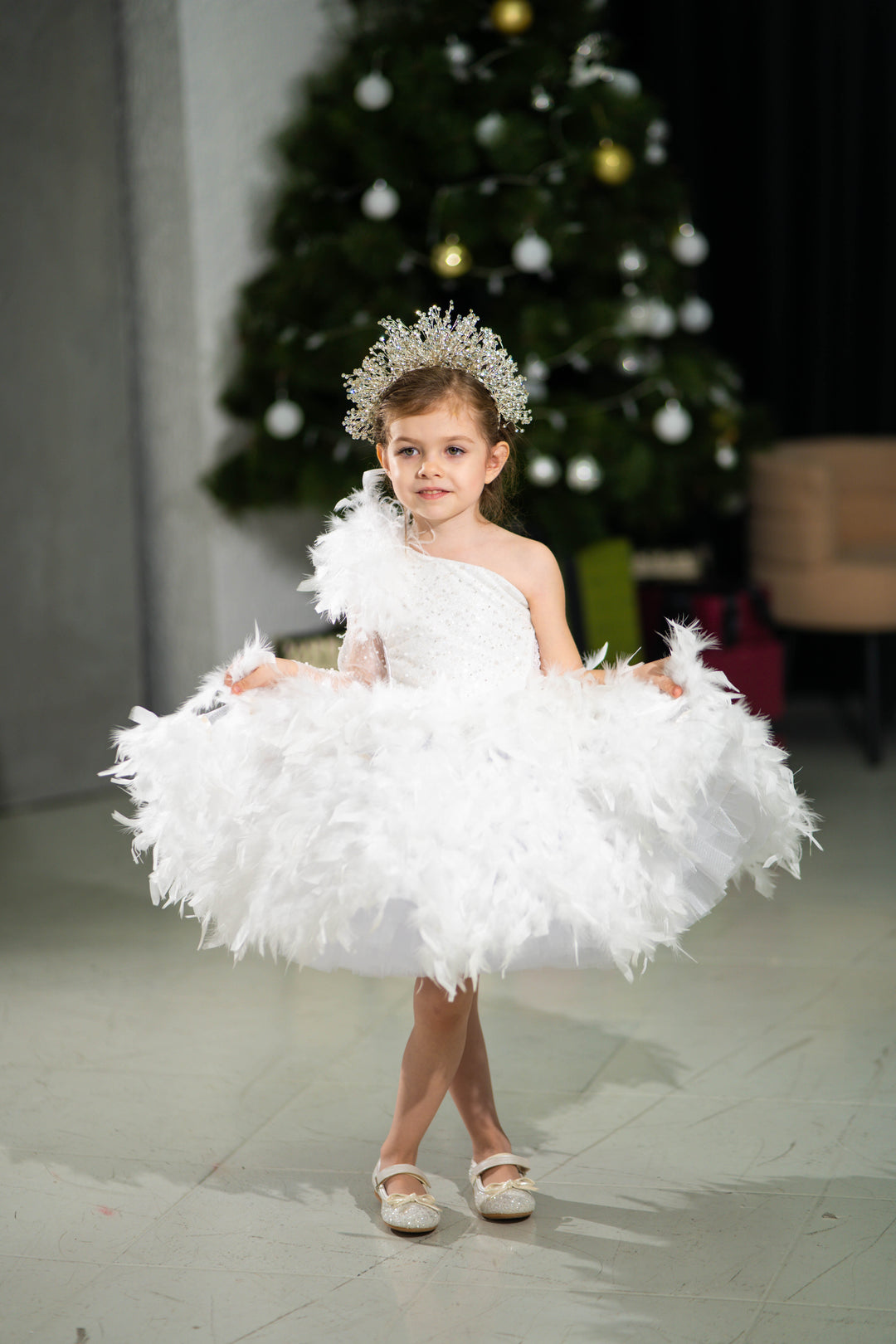 Blush pink birthday baby girl gown, first year birthday party dress, gown with train for baby, gorgeous fluffy dress for kids, tulle dress, Girls formal dress long, Ball dress for girls, Luxury dress for kids, Prom dress for kids, Blush dress, Toddler wedding dress, Tulle gown girls, Blush Flower Girl Dress, Lace flower girl dress, Girls ball gown, adorable girls&