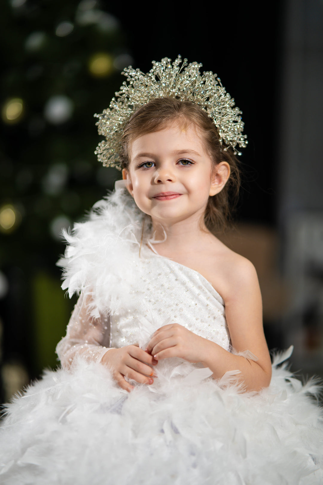 Birthday girl dress,Girls formal dress, First Baby Birthday Party Dress, Princess Girl Gown, Pageant Toddler Special Occasion Dress, White Luxury Christmas Pageant gown, Flower girl dress, red couture, Junior Bridesmaid dress, Maxi Prom Dress Ball Gown with Train,Baby Girl Princess Dress, stylish children&