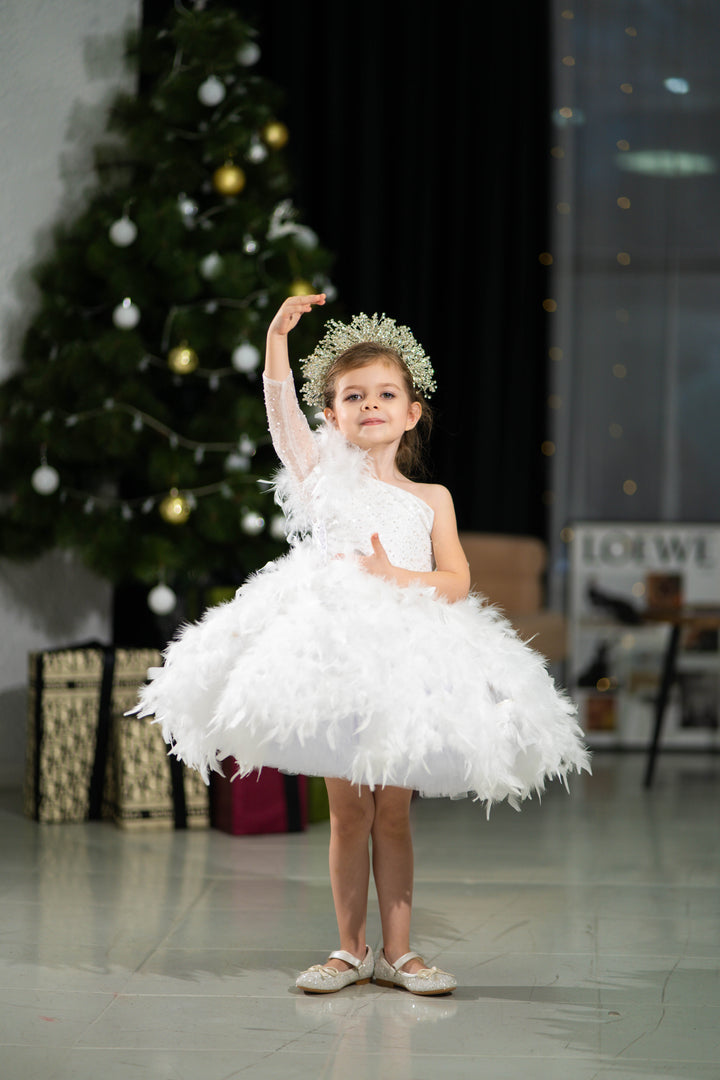 Christmas pageant gown, red couture dress, junior bridesmaid dress, maxi prom dress with train, baby princess dress, tulle pageant dress, special occasion dress for girls, ivory flower girl dress, white toddler flower girl dress, tutu dress, princess dress, tulle flower girl dress, pageant photoshoot dress, little girl party dress, toddler ball gown, elegant kids dress, girls&