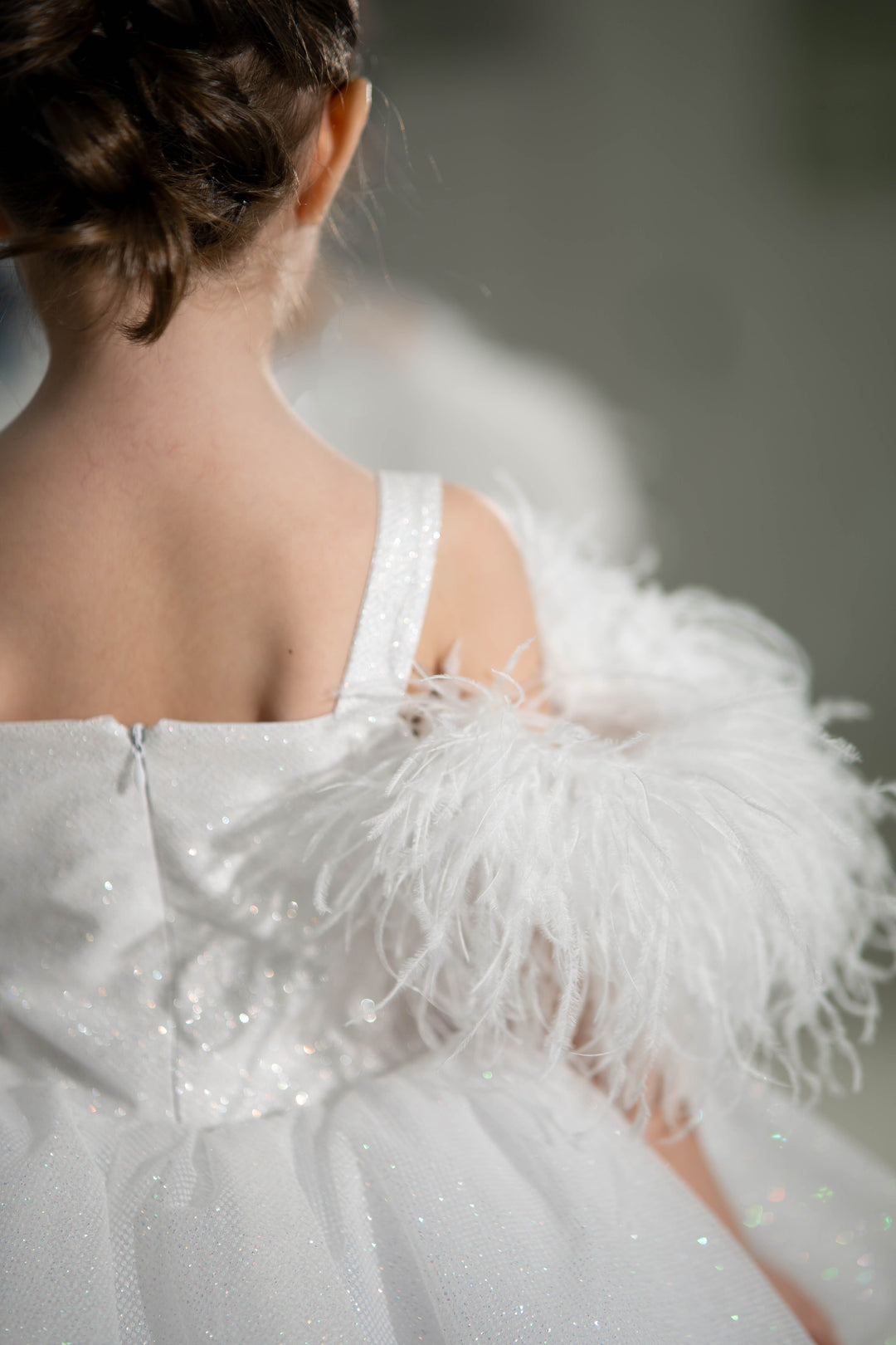 Birthday girl dress,Girls formal dress, First Baby Birthday Party Dress, Princess Girl Gown, Pageant Toddler Special Occasion Dress, White Luxury Christmas Pageant gown, Flower girl dress, red couture, Junior Bridesmaid dress, Maxi Prom Dress Ball Gown with Train,Baby Girl Princess Dress, stylish children&