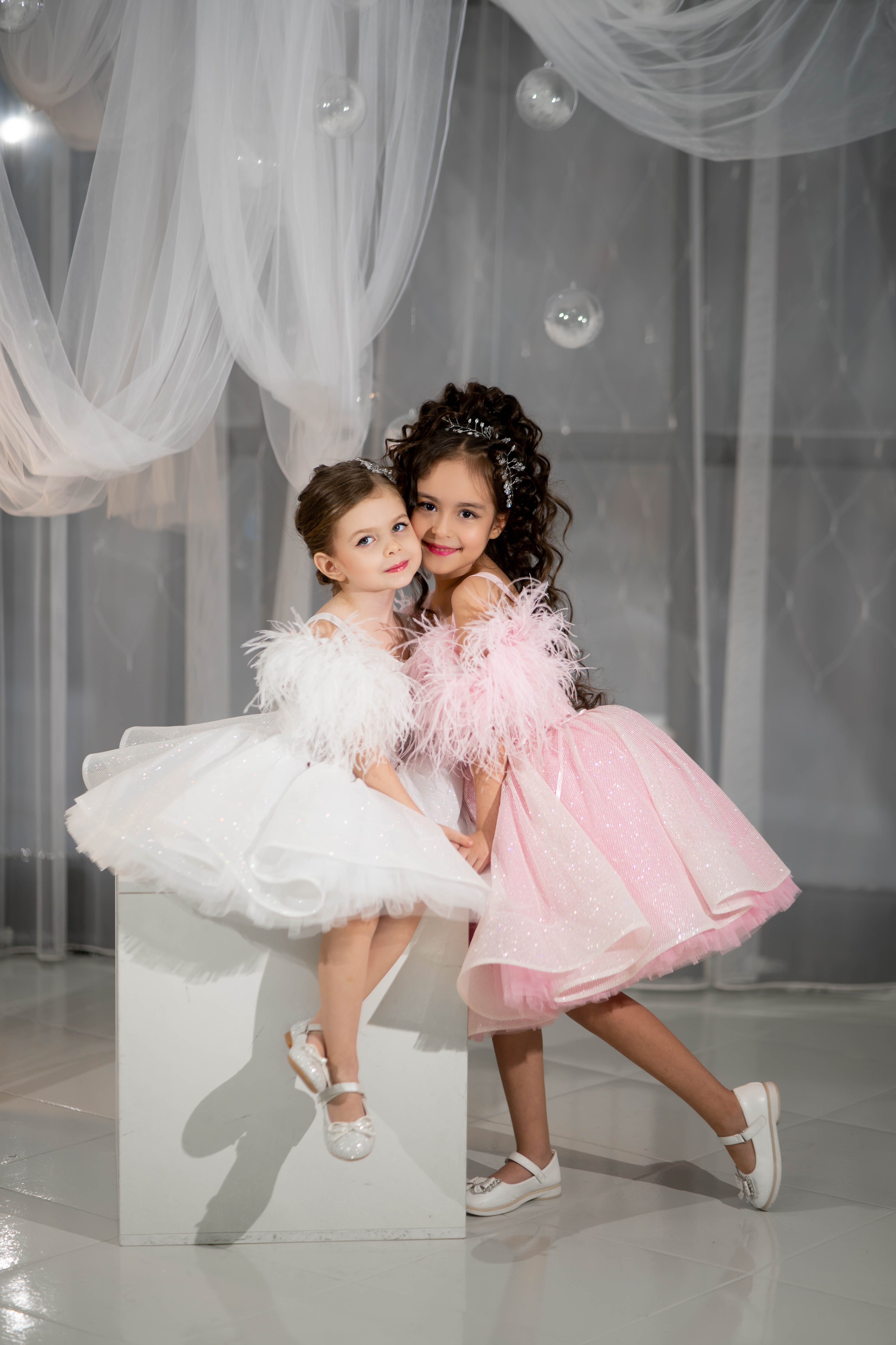 Sparkly Princess Dress with Feathers (Size 5-6/Pink/In Stock)