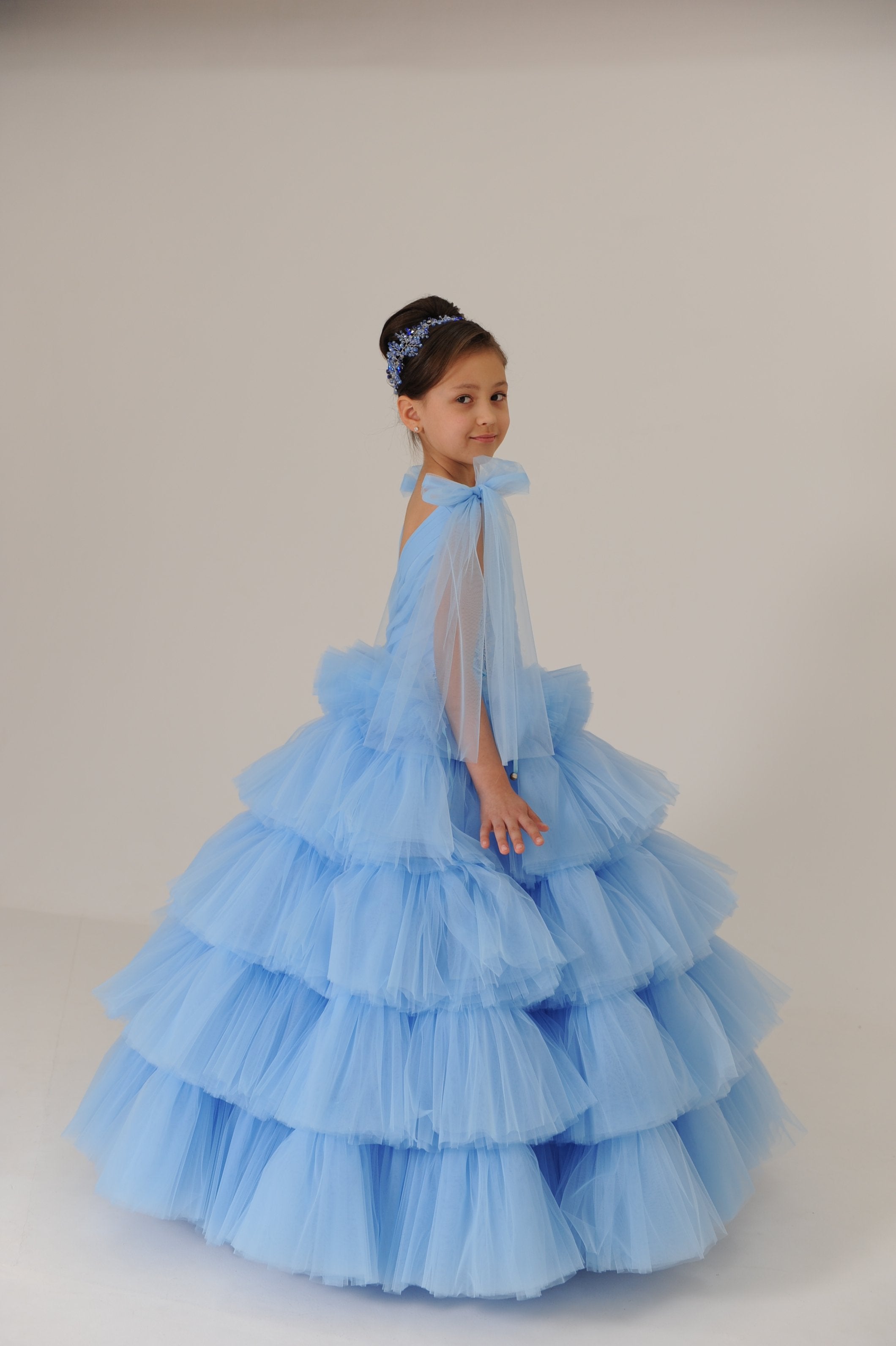 Birthday girl dress,Girls formal dress, First Baby Birthday Party Dress, Princess Girl Gown, Pageant Toddler Special Occasion Dress, White Luxury Christmas Pageant gown, Flower girl dress, red couture, Junior Bridesmaid dress, Maxi Prom Dress Ball Gown with Train,Baby Girl Princess Dress, stylish children's fashion, fancy birthday outfit, elegant occasion wear for girls, Toddler Tulle Puffy Pageant Dress, Special Occasion Girl Dress, Ivory flower girl dress, White flower girl dress toddler, Tutu dress, Prin