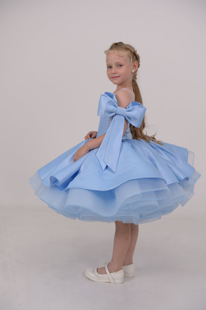 Christmas pageant gown, red couture dress, junior bridesmaid dress, maxi prom dress with train, baby princess dress, tulle pageant dress, special occasion dress for girls, ivory flower girl dress, white toddler flower girl dress, tutu dress, princess dress, tulle flower girl dress, pageant photoshoot dress, little girl party dress, toddler ball gown, elegant kids dress, girls&