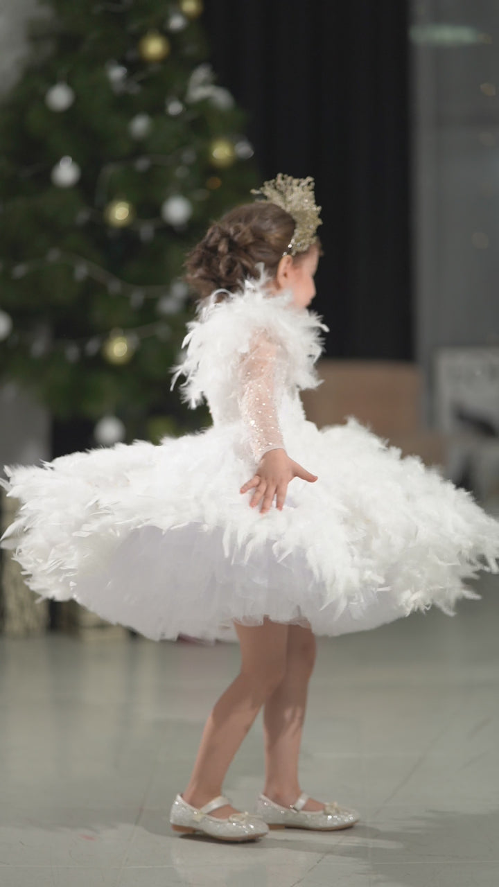 Birthday girl dress,Girls formal dress, First Baby Birthday Party Dress, Princess Girl Gown, Pageant Toddler Special Occasion Dress, White Luxury Christmas Pageant gown, Flower girl dress, red couture, Junior Bridesmaid dress, Maxi Prom Dress Ball Gown with Train,Baby Girl Princess Dress, stylish children&