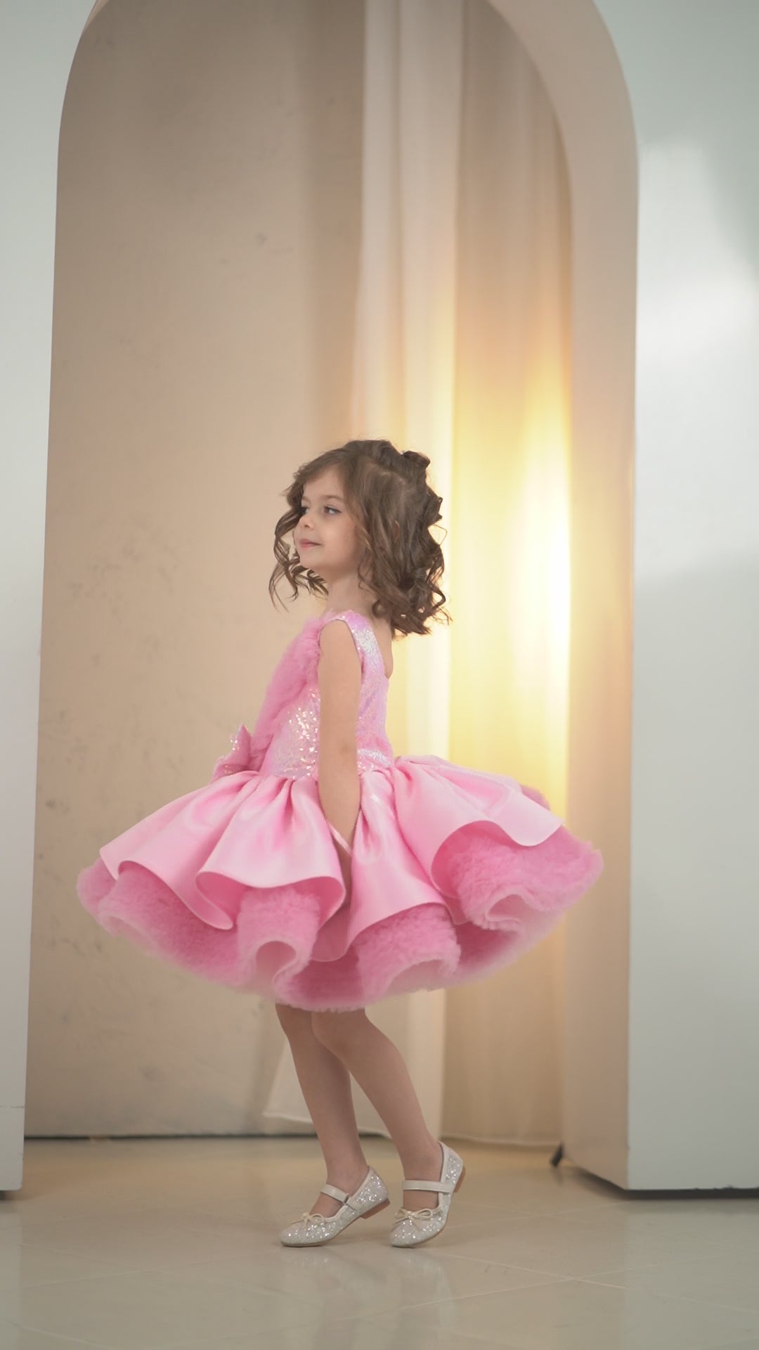 Blush pink birthday baby girl gown, first year birthday party dress, gown with train for baby, gorgeous fluffy dress for kids, tulle dress, Girls formal dress long, Ball dress for girls, Luxury dress for kids, Prom dress for kids, Blush dress, Toddler wedding dress, Tulle gown girls, Blush Flower Girl Dress, Lace flower girl dress, Girls ball gown