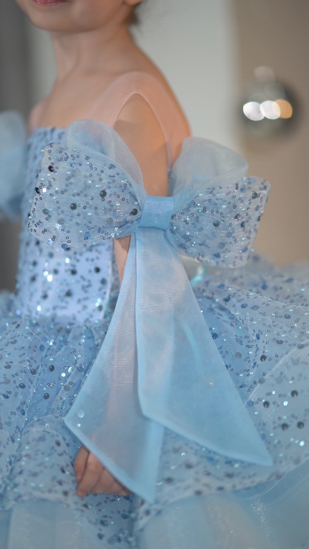 Birthday girl dress, Girls formal dress, First Baby Birthday Party Dress, Princess Girl Gown, Pageant Toddler Special Occasion Dress, White Luxury Christmas Pageant gown, Flower girl dress, red couture, Junior Bridesmaid dress, Maxi Prom Dress Ball Gown with Train, Baby Girl Princess Dress
