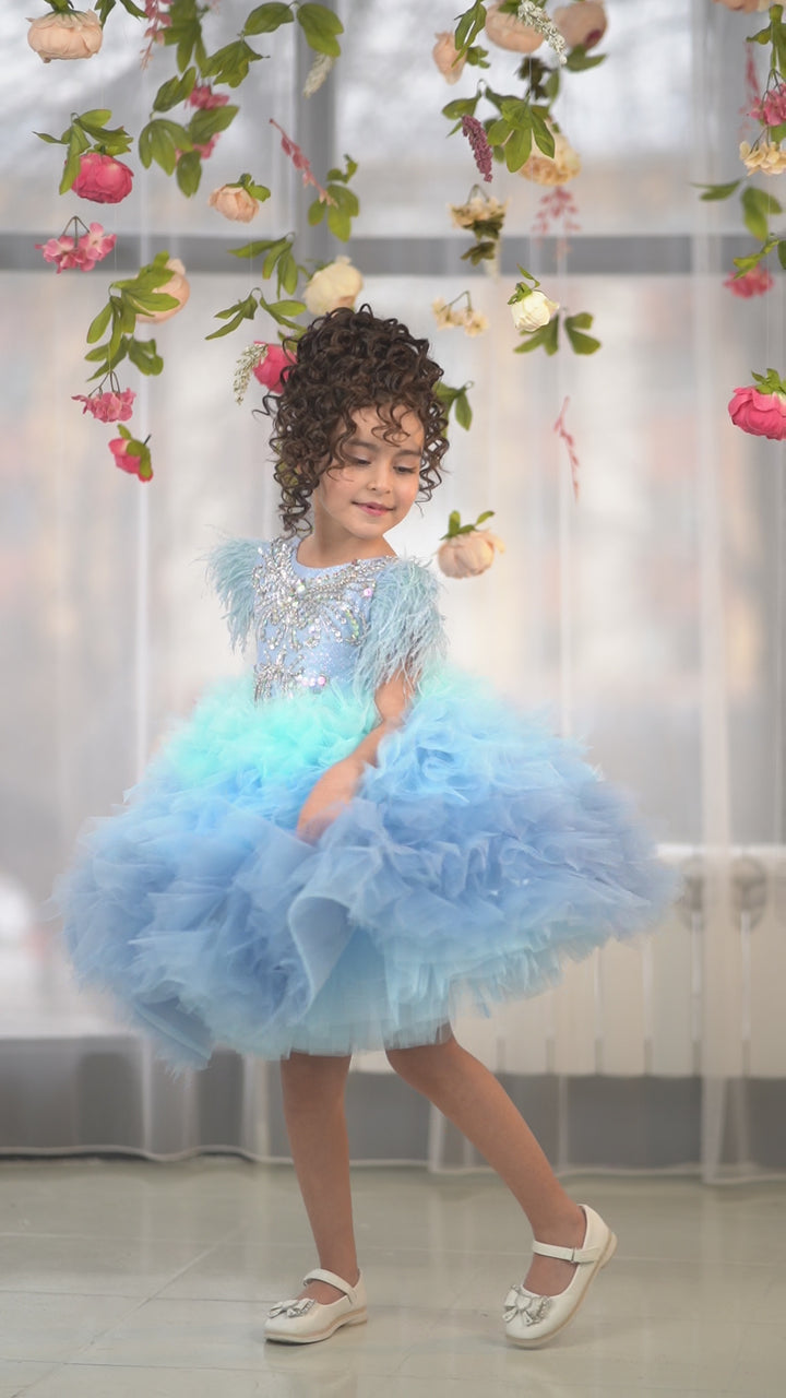 Birthday girl dress, Girls formal dress, First Baby Birthday Party Dress, Princess Girl Gown, Pageant Toddler Special Occasion Dress, White Luxury Christmas Pageant gown, Flower girl dress, red couture, Junior Bridesmaid dress, Maxi Prom Dress Ball Gown with Train, Baby Girl Princess Dress, stylish children&